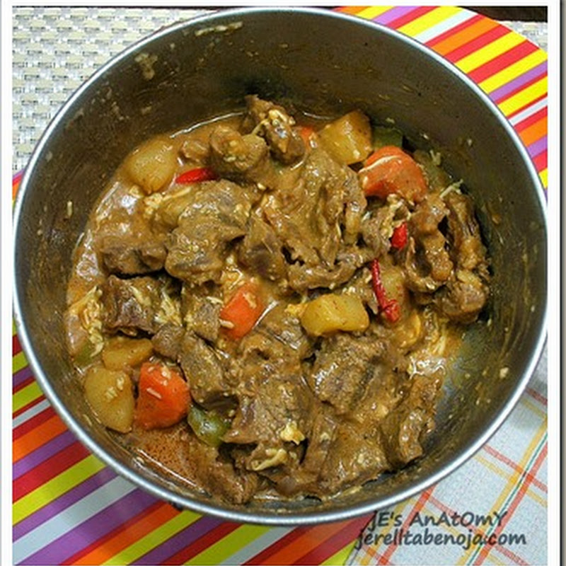Je Tries to Cook: Beef Caldereta - jE's AnAtOmY