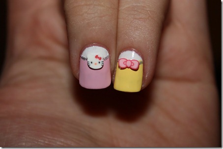 hello-kitty-nails-3