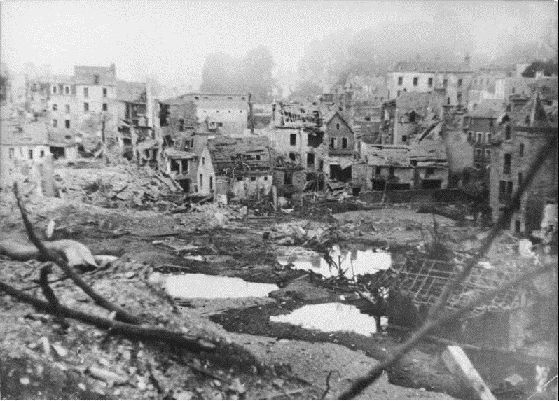 [Saint%2520Lo%2520WWII.jpg]