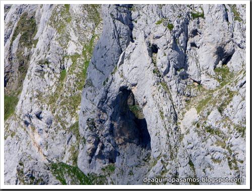 Poncebos-Canal de Trea-Jultayu 1940m-Lagos de Covadonga (Picos de Europa) 5153