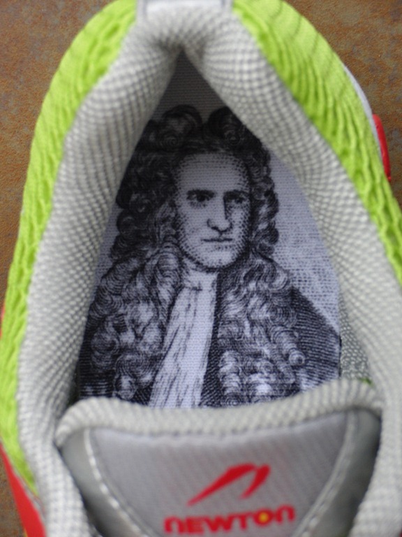 [Newton%2520Distance%2520Racer%2520Sir%2520Isaac%255B4%255D.jpg]