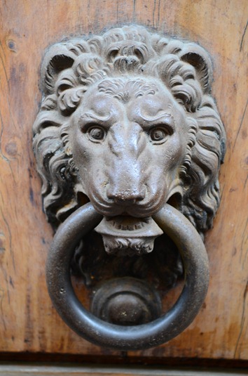 [Volterra%2520door%2520knockers%255B4%255D.jpg]