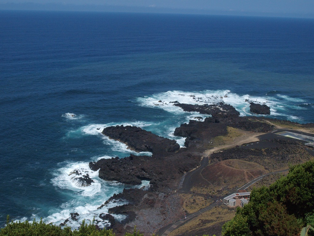 [P80963864.jpg]