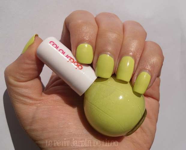 10-newlook-colour-pop-collection-nail-polishes-yellow-pistachio-review