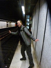 Bucharest, Emily showing the metro platform width (40)