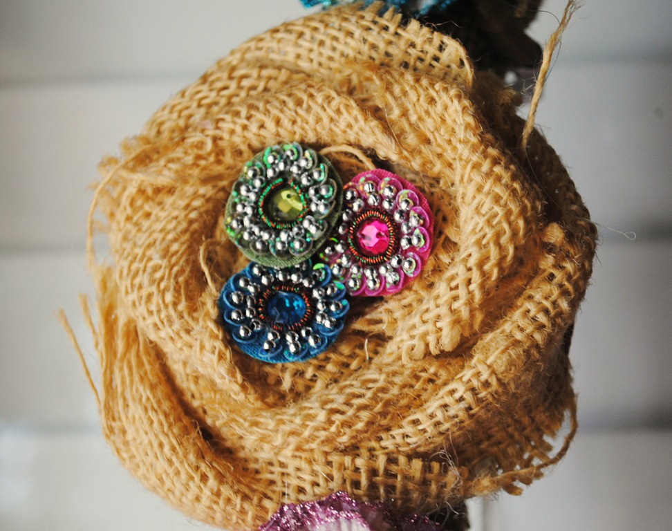 [burlap%2520flower%255B5%255D.jpg]