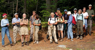 Group of 16 on srk 1st fall 06 walkabout hike.