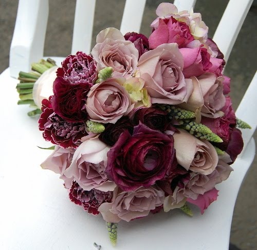 [Planet-Flowers---Wedding-Bouquet-64.jpg]