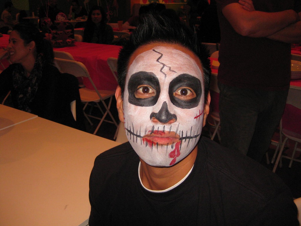 [giggles_n_hugs_6bday_zombie4%255B3%255D.jpg]