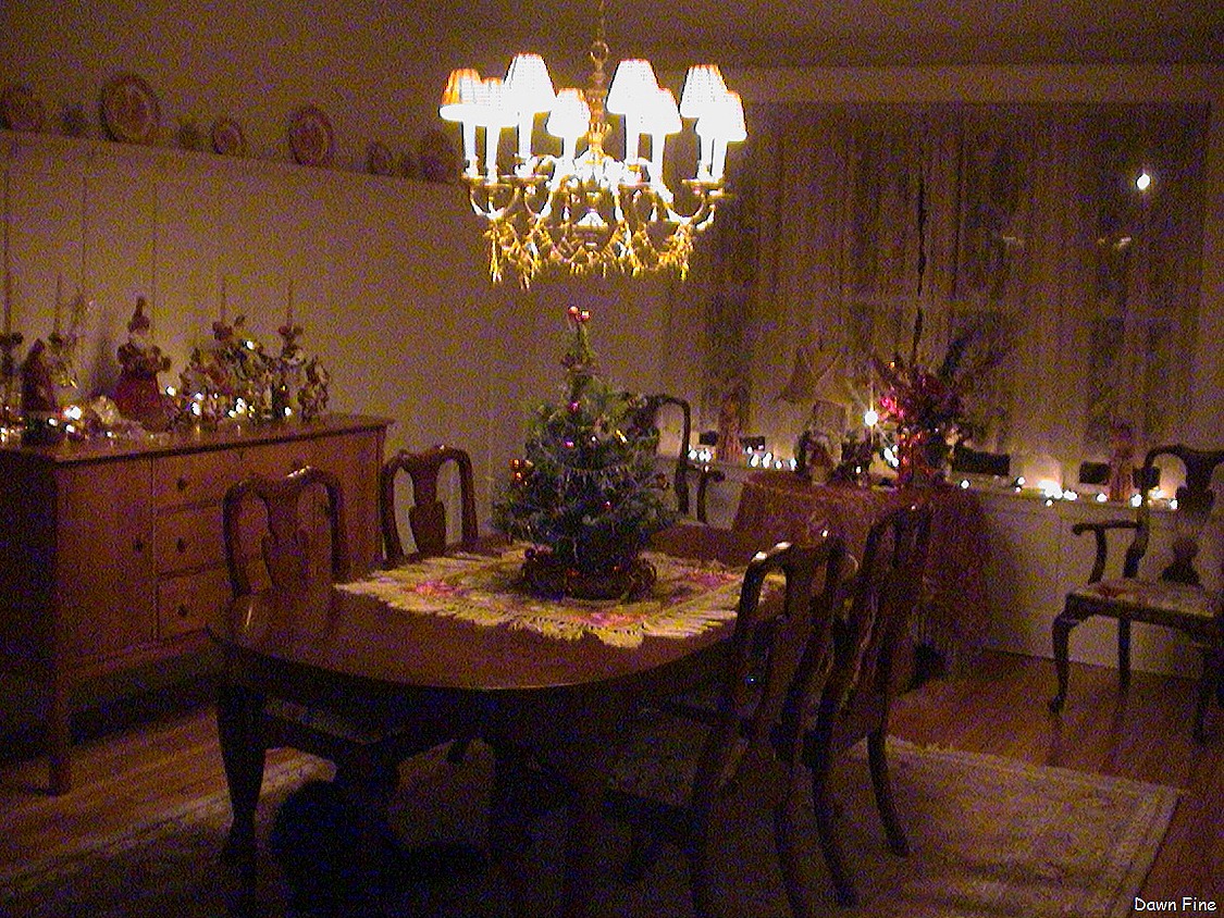 [dininglight%255B10%255D.jpg]