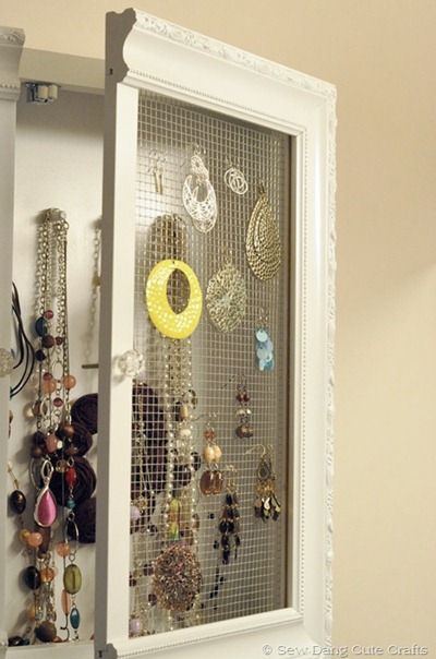 medicine cabinet jewelry tutorial