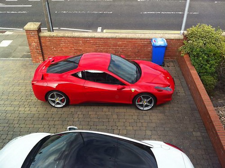 [Ferrari-458-Italia-7%255B5%255D.jpg]