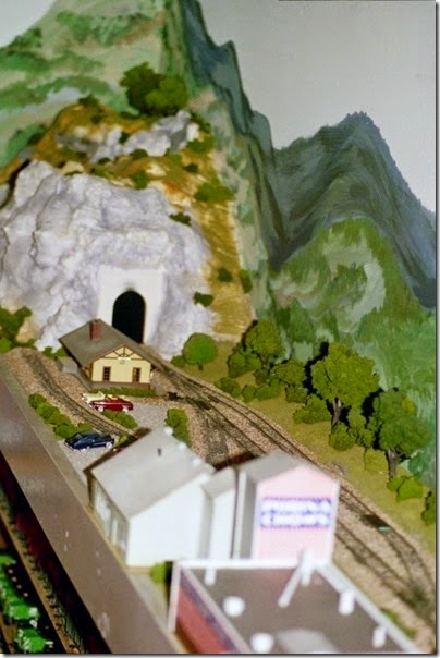 303358526 Dad's Layout in Early 2004 303358526 Dad's Layout in Early 2004