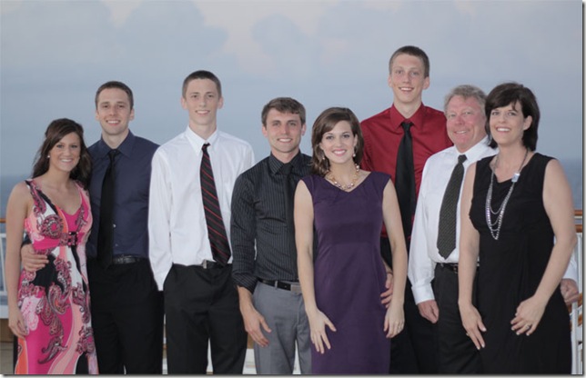 beautiful good looking family cruise picture