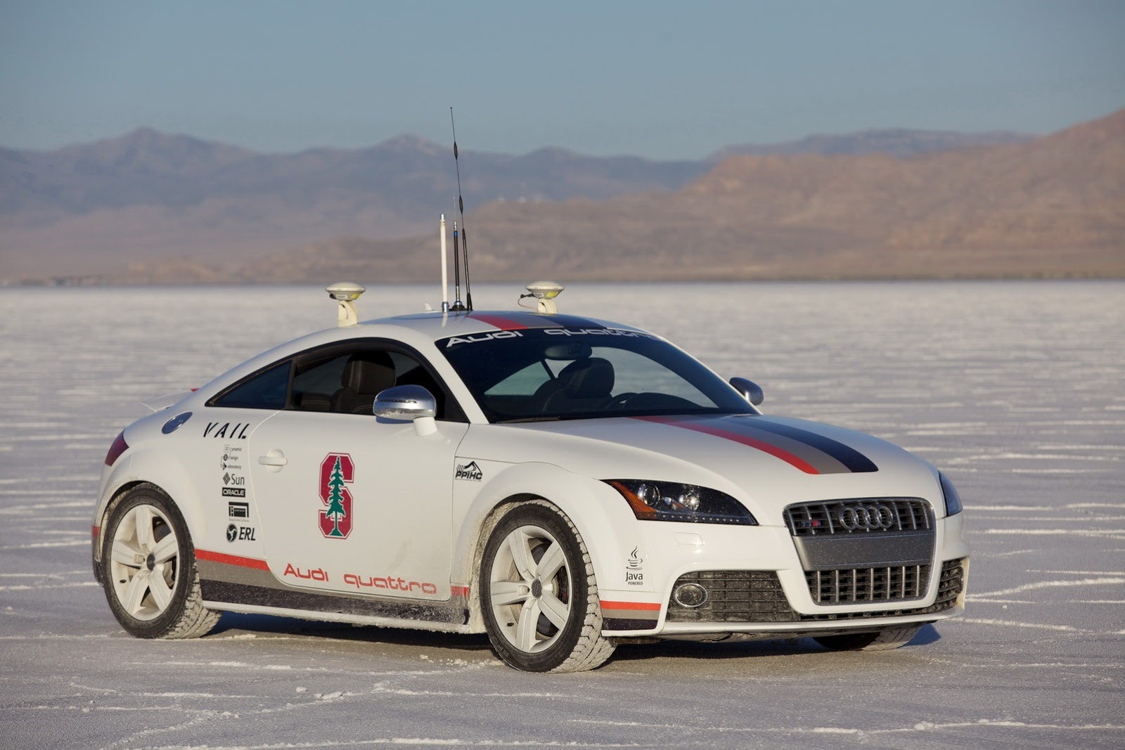 [Audi-TT-Autonomous-7%255B2%255D.jpg]