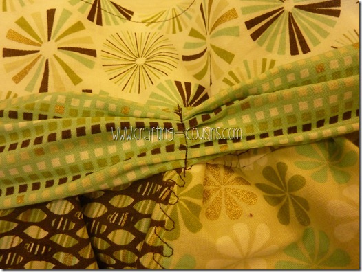 Crafty Cousins' Flouncy Bag Tutorial (44) Crafty Cousins' Flouncy Bag Tutorial (44)