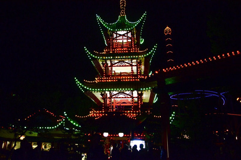 [Copenhagen-tivoli123.jpg]
