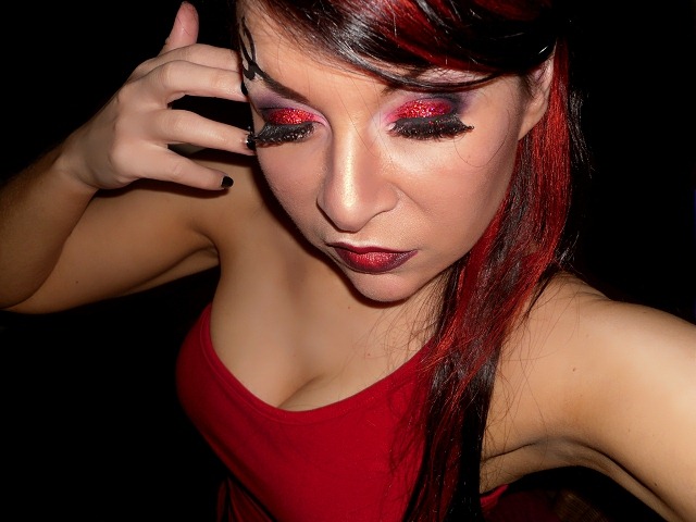 007-halloween-sexy-devil-makeup