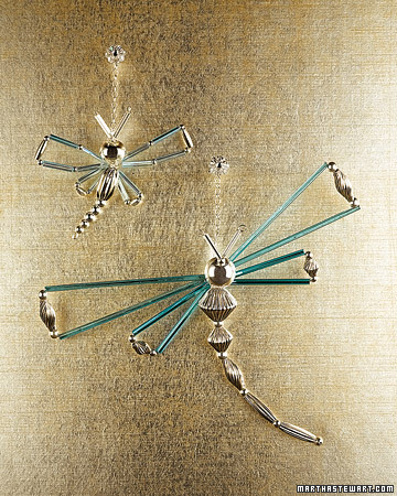 This glowing dragonfly can be hung up or wired directly to branches. This glowing dragonfly can be hung up or wired directly to branches.