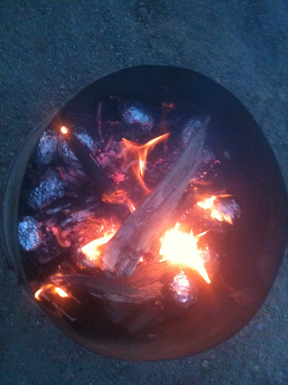 [august%25202012%2520fire%2520and%2520hot%2520pots%2520in%2520their%2520jackets%2520040%255B6%255D.jpg]