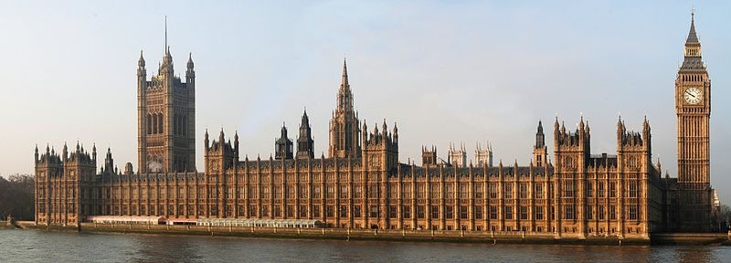[800px-London_Parliament_2007-1%255B4%255D.jpg]