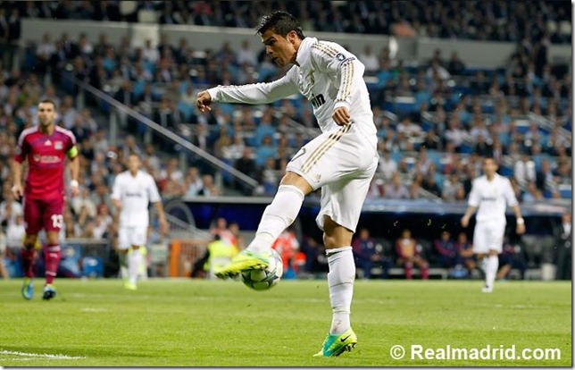 Cristiano Ronaldo (2) Cristiano Ronaldo (2)