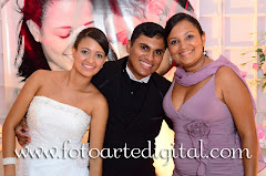 Fotos do evento Aline e Andre. Foto numero 1422 do estudio Foto Arte Digital, de Itaborai, RJ, que faz fotografia de casamentos (fotos de casamento), fotos de aniversario (fotografia de aniversario), fotos de 15 anos, fotos de criancas (fotografia infantil), fotos de eventos sociais, videos de casamento, videos de 15 anos, videos de making-of, videos de aniversario, video infantil (video de criancas) e videos de eventos sociais. Fotojornalismo e videojornalismo em Itaborai, RJ.