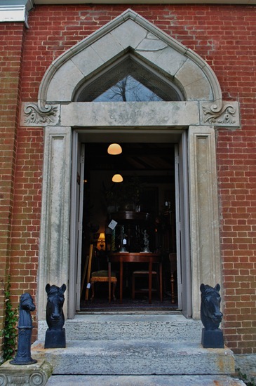 [Lisa-Porter-Antiquing-in-Lexington-K%255B5%255D.jpg]