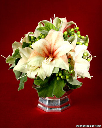 I love orchids -- creating a smaller centerpiece will fit perfectly on a dinner table. I love orchids -- creating a smaller centerpiece will fit perfectly on a dinner table.