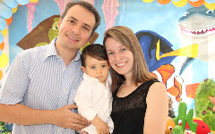 Fotos do evento Pedro - 1 ano. Foto numero 021. Fotografia (fotografias) de Adriana Pimenta Produções, que faz foto e vídeo de casamentos, aniversários e eventos em geral, bem como fotoprodutos, fotolivros e álbuns diagramados. Atua em São Paulo. fotos de casamento sao paulo sp para fotografia são fotografos casamentos festa infantil crianças aniversario fotoprodutos filmagem ensaios fotografico social fotógrafo fotograficos modelos como fazer aniversário