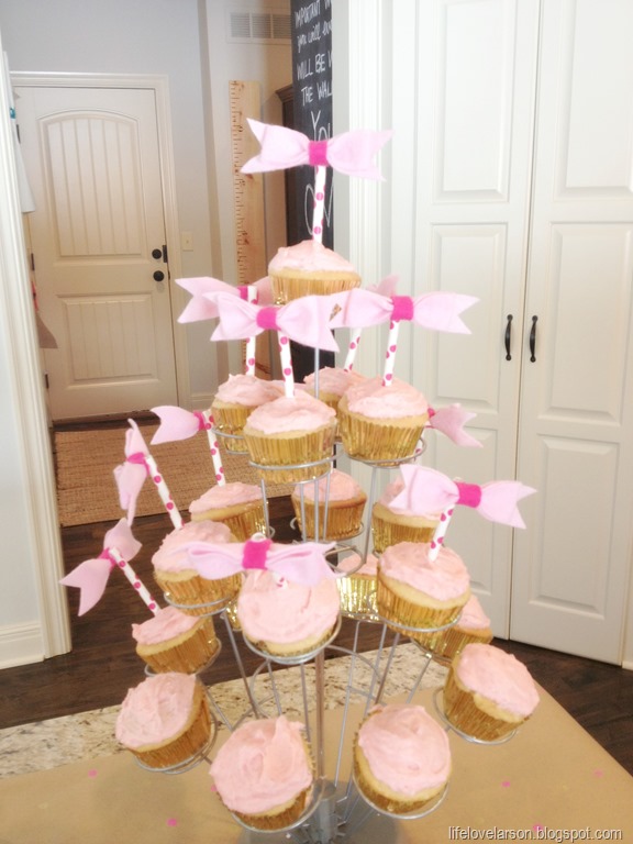 [cupcake%2520topper%25203%255B3%255D.jpg]