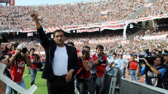 Volvio Ramon , Vuelve River , Vuelve El mas Ganador ! Volvio Ramon , Vuelve River , Vuelve El mas Ganador !