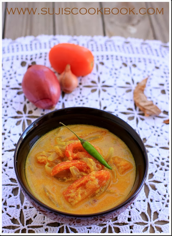 Tomato and onion curry Tomato and onion curry