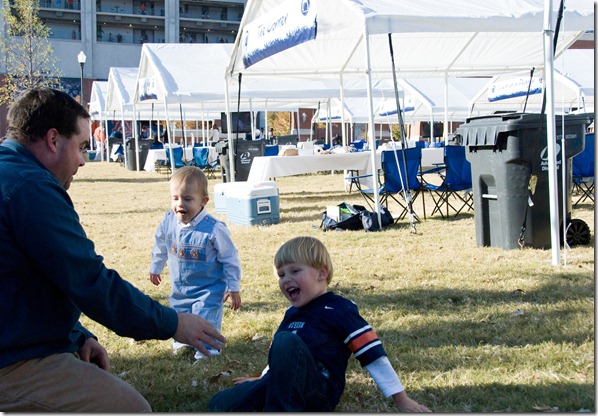 B wrestling with boys B wrestling with boys