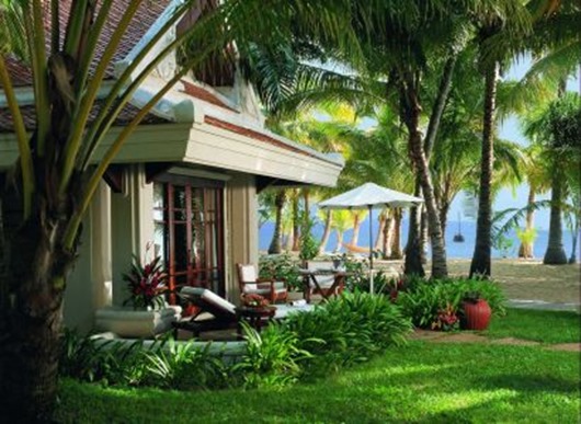 beachfront-villa beachfront-villa