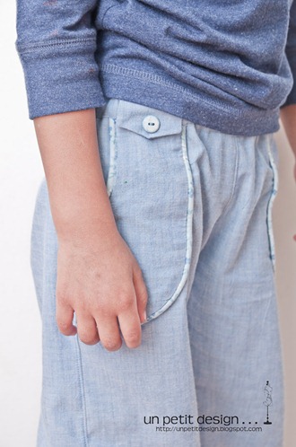 it contains directions for creating your own custom piping too these were made of a chambray and cotton print combo and i love