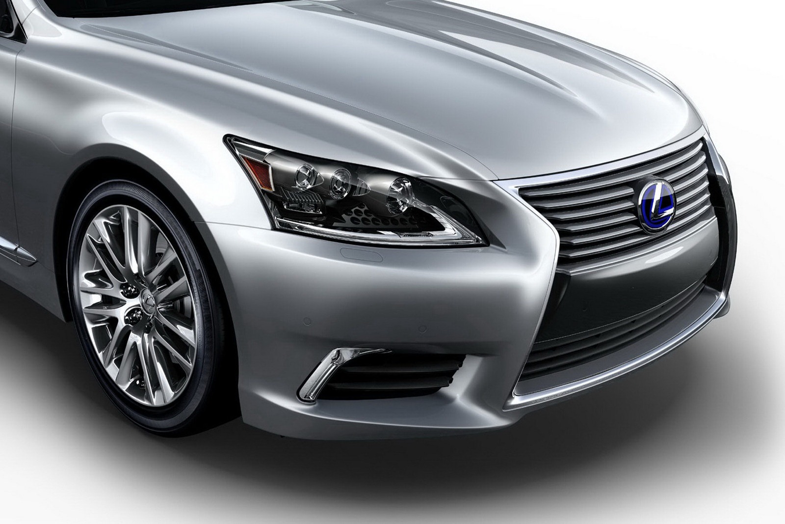 [2013-Lexus-LS600-L-4%255B2%255D.jpg]