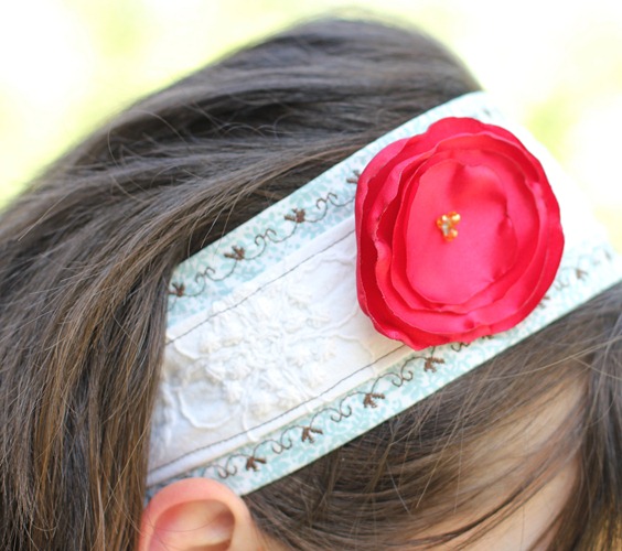 [IMG_2821%255B9%255D.jpg&description=Wardrobe Wednesday: the Headband Edition + a Giveaway')]