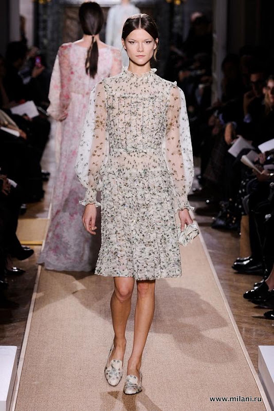 valentino-haute-couture-spring-2012-pfw66.jpg