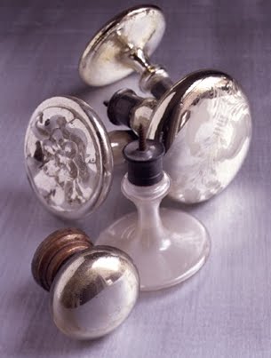 Curtain pins are often decorated; like doorknobs, they are sealed solely by their metal shafts, rather than by the usual cork or lead plugs. Curtain pins are often decorated; like doorknobs, they are sealed solely by their metal shafts, rather than by the usual cork or lead plugs.