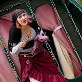 SIDESHOW OF CURIOSITIES
