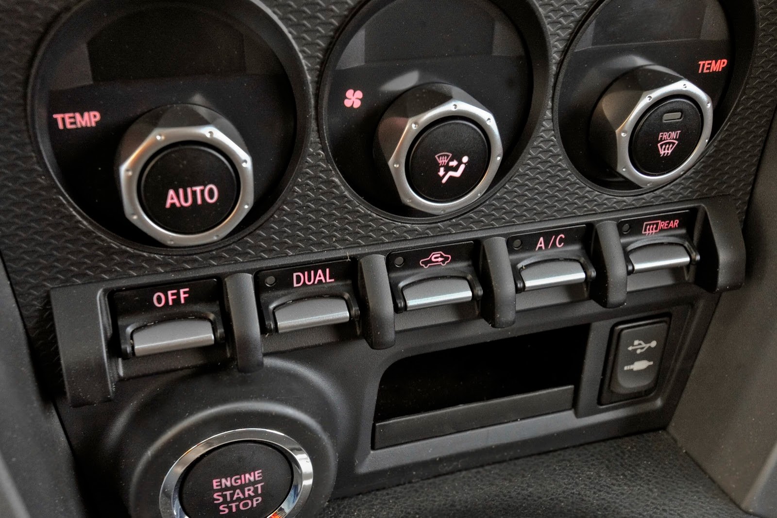 [2013-2014-Subaru-BRZ-53%255B2%255D.jpg]