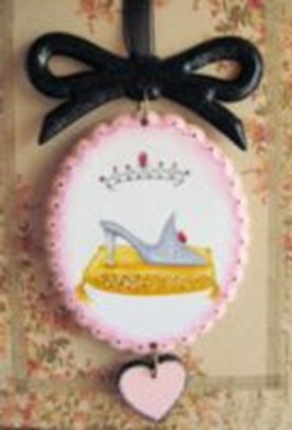 [crown_shoe_ornament%255B4%255D.jpg]