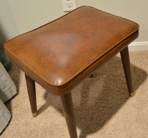 [HSR%2520Stool%25202%255B6%255D.jpg]