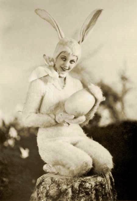 [Loretta-Young-Easter-Bunny%255B5%255D.jpg]