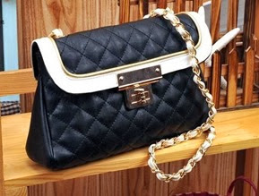 0834 BLACK,ALMOND170 RIBU-Material PU Leather Bottom Width 26 Cm Top Width 24 Cm Height 15 Cm Thickness 7 Cm Weight 0.6