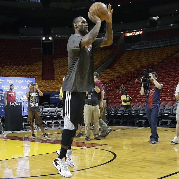 James Breaks Out New LeBron X PS Elite Home PE at Practice