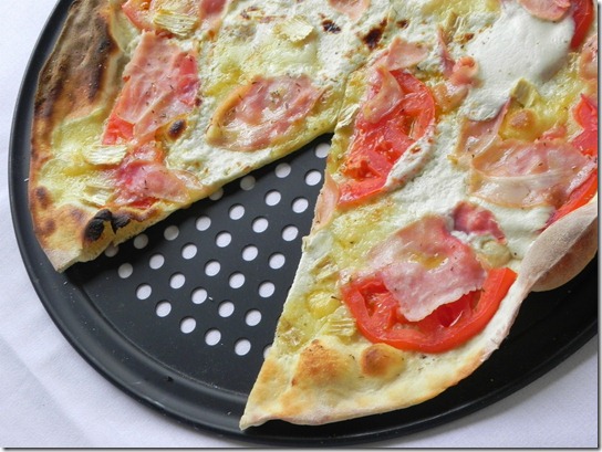 brie-ham-and-tomato-pizza-2 brie-ham-and-tomato-pizza-2