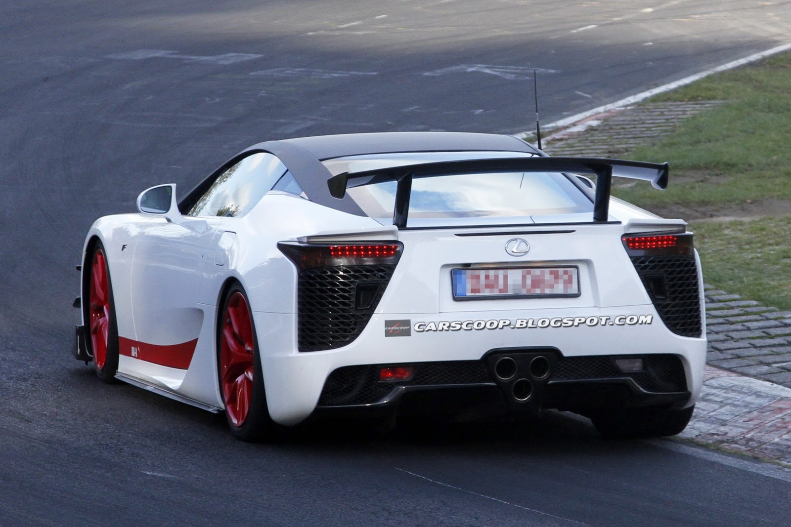 [Lexus-LFA-AD-X-4%255B3%255D.jpg]