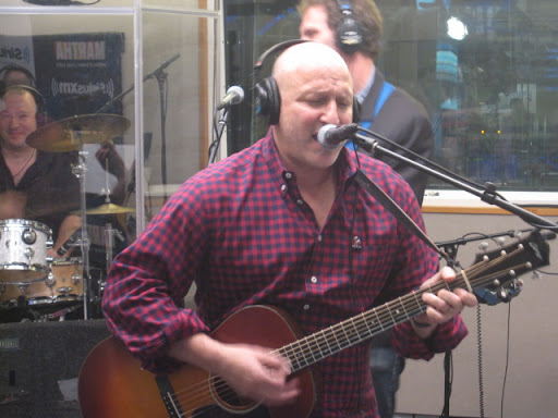 Tom sings 